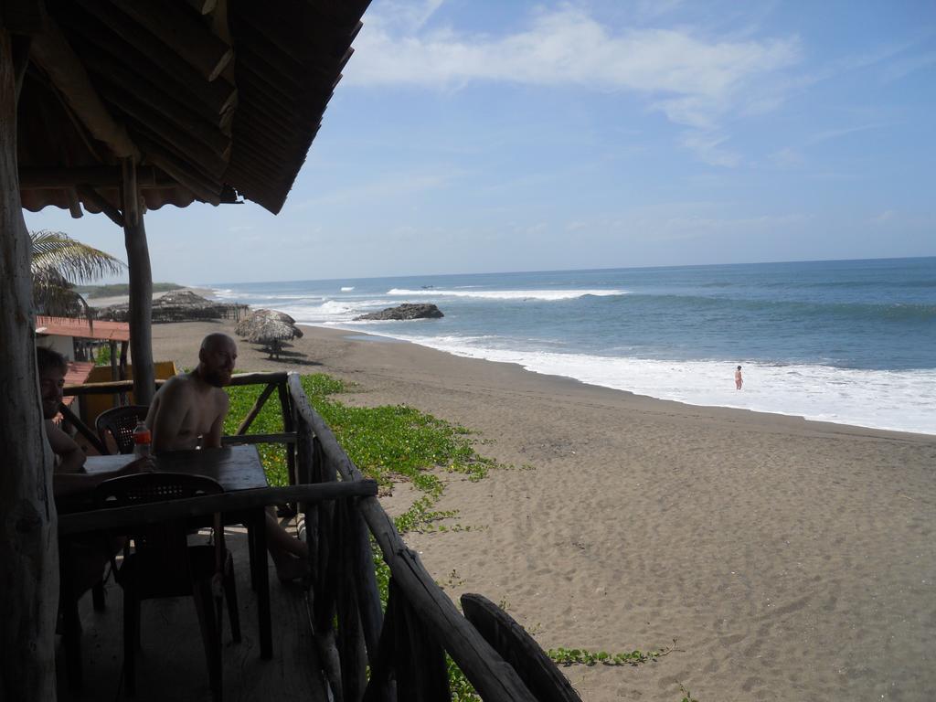 Beach Hostal Oasis Hotel Las Penitas Exterior photo